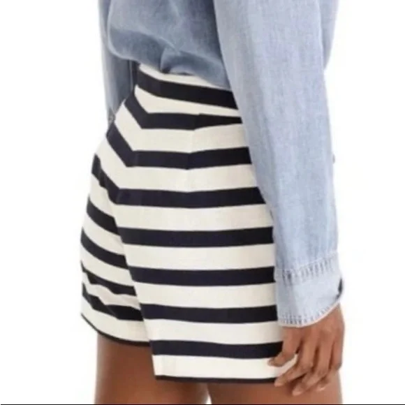 j. Crew High-Rise Grasscloth Sailor Shorts in Navy/Ivory Stripes Size 0 (26) - Picture 6 of 9